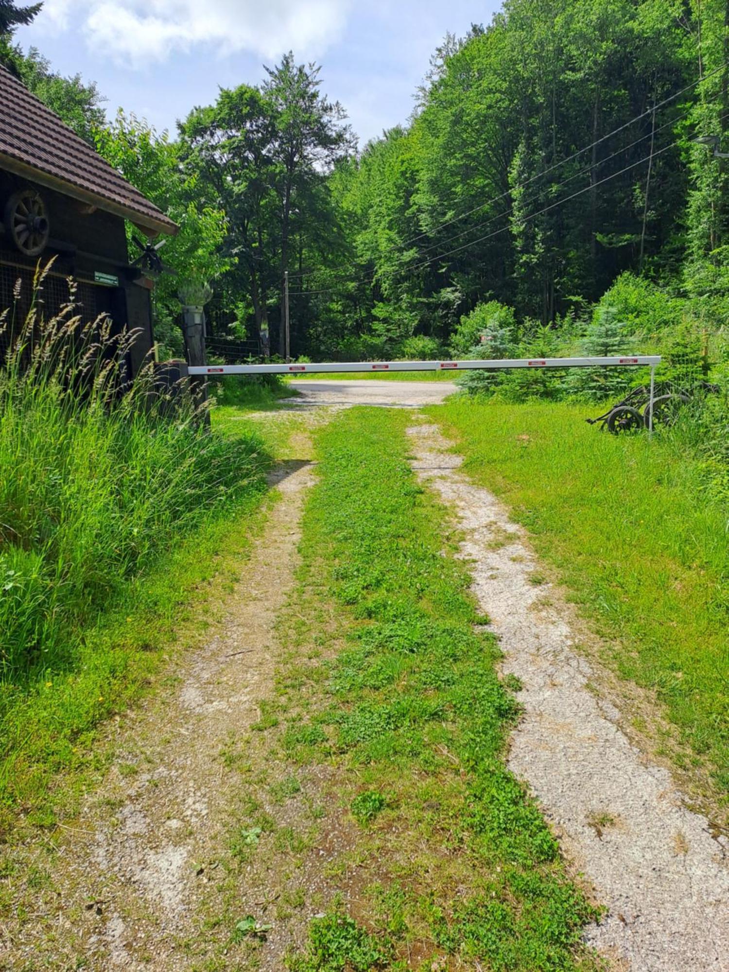 Das Altsteirische Landhaus - La Maison De Pronegg - Feriendomizil Im Biosphaerenpark Wienerwald Pressbaum エクステリア 写真